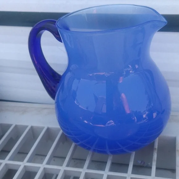 Stunning Hand Blown 36 oz. Cobalt Handled Baby Blue Glass Pitcher - Picture 4 of 4